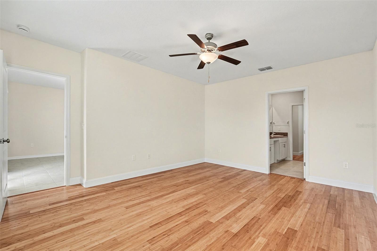 Image 32 of 66 For 15628 Spice Key Street