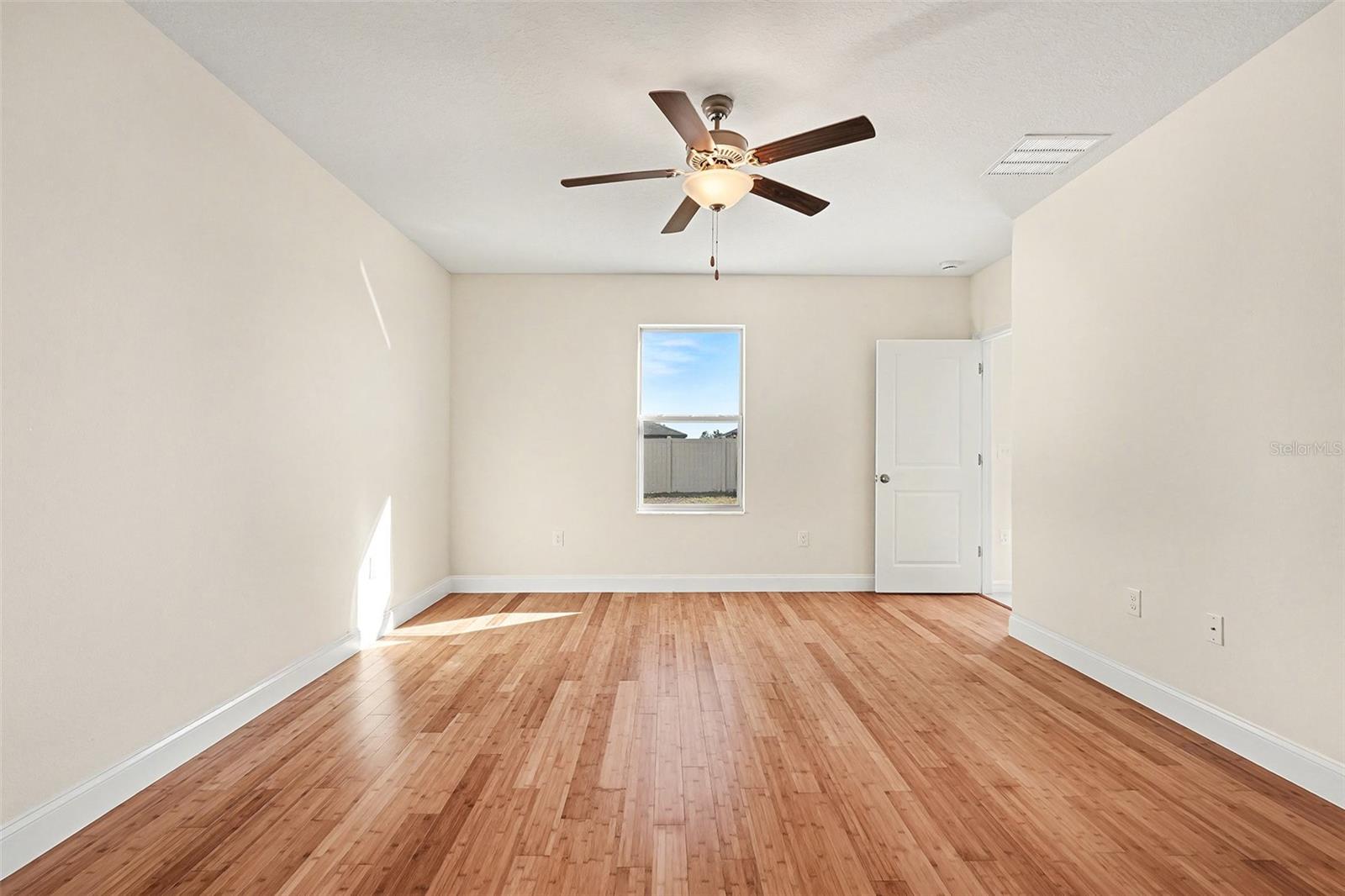 Image 34 of 66 For 15628 Spice Key Street