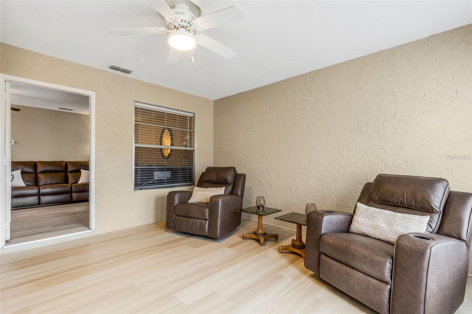 Image 2 of 81 For 3470 Maclaren Drive