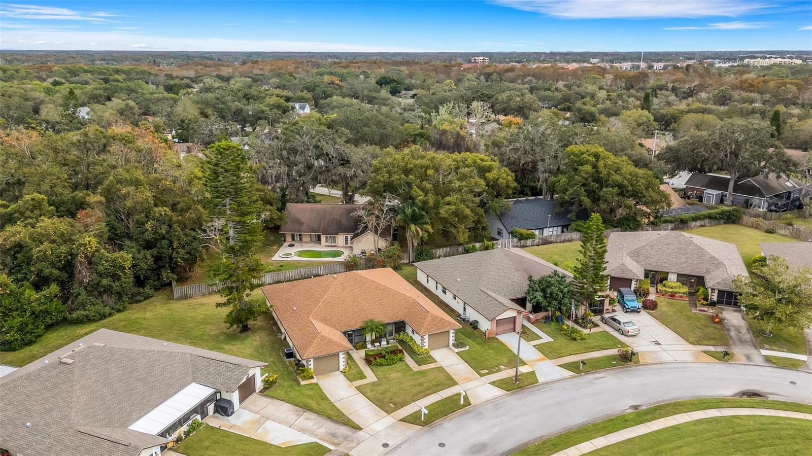 Image 39 of 81 For 3470 Maclaren Drive