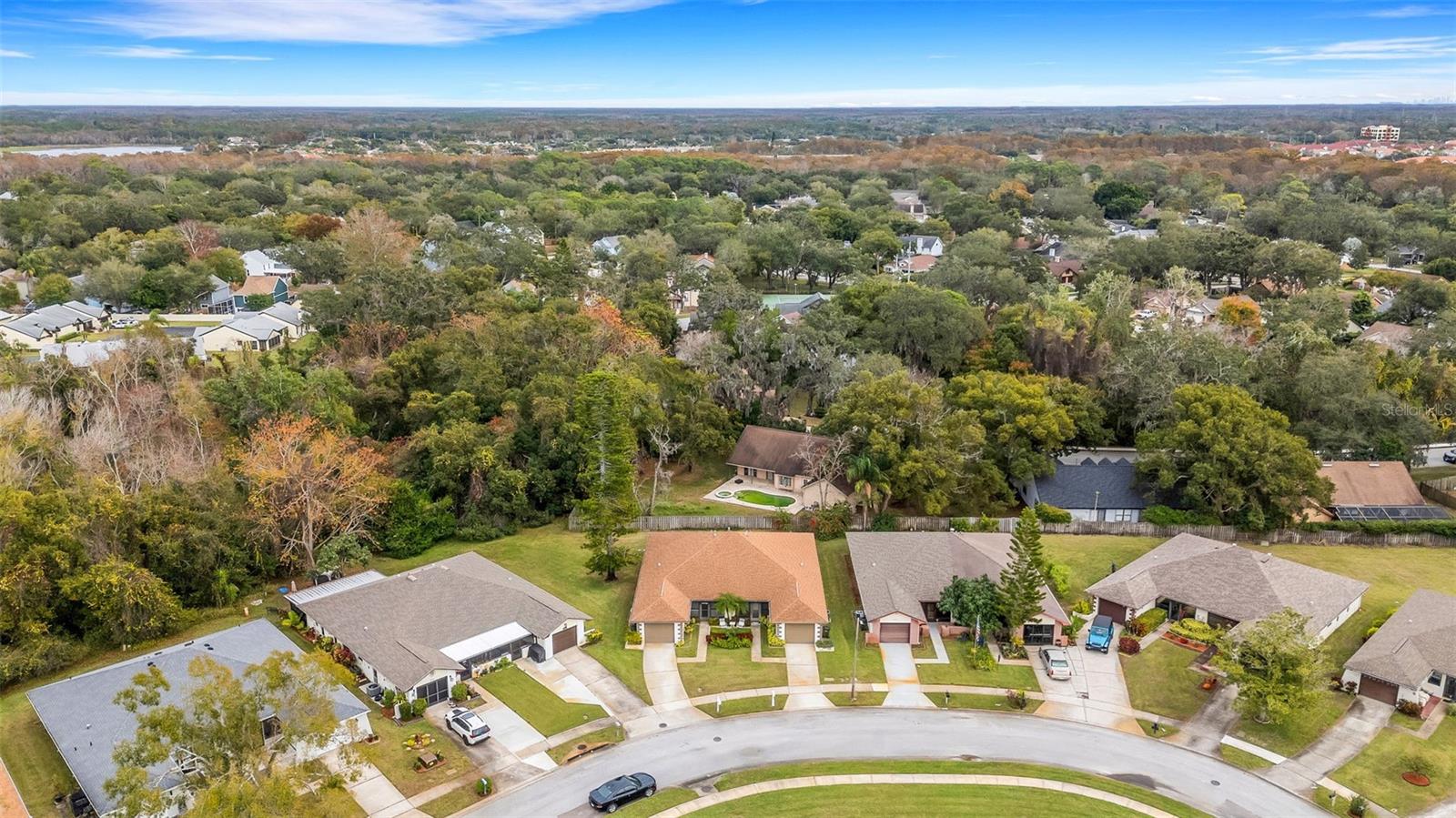 Image 40 of 81 For 3470 Maclaren Drive