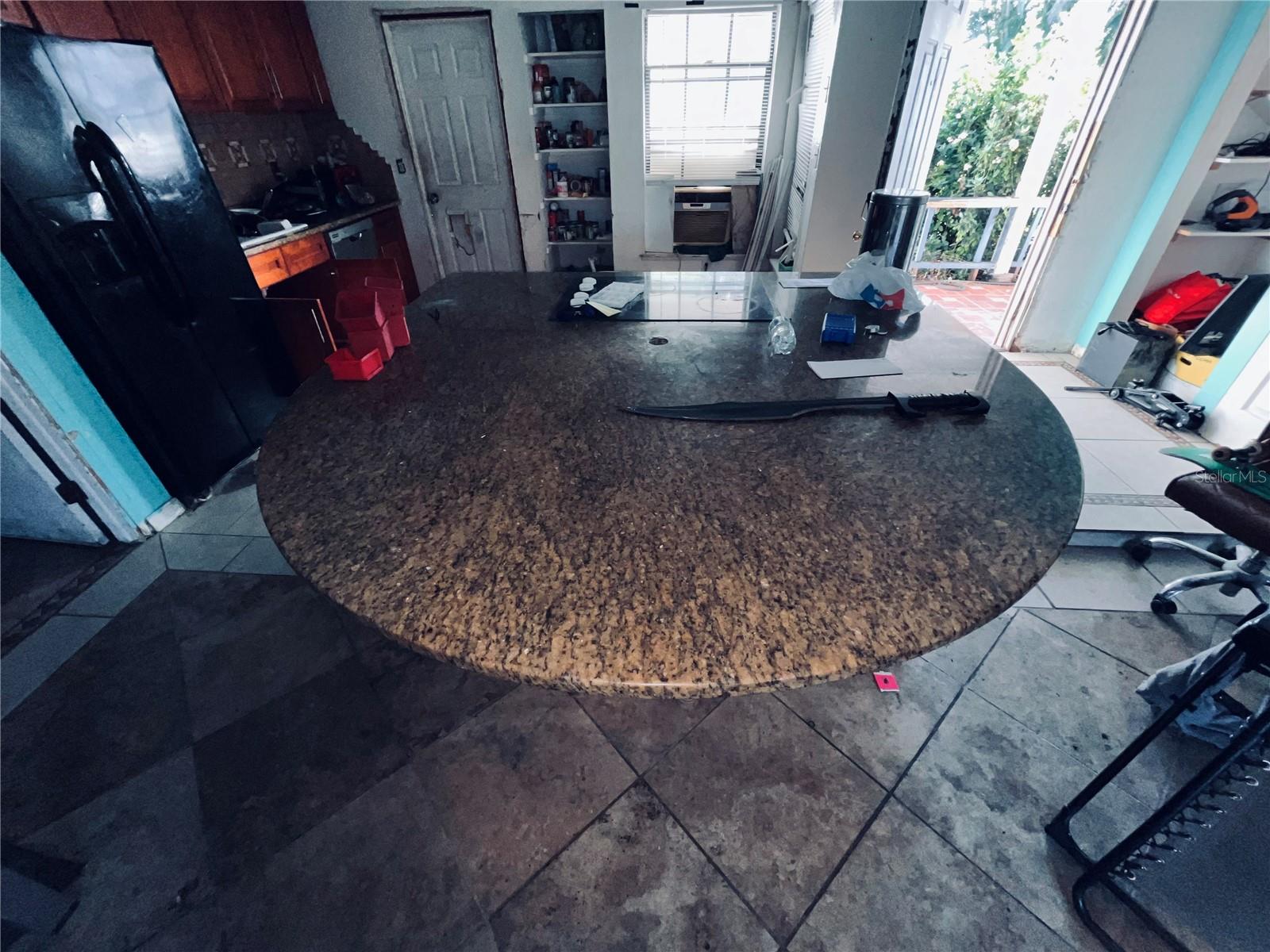 Image 14 of 39 For 2247 4th Street