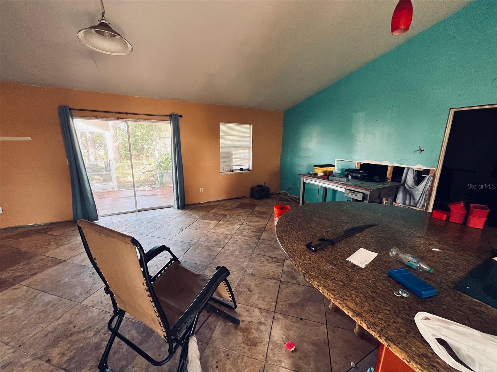 Image 16 of 39 For 2247 4th Street