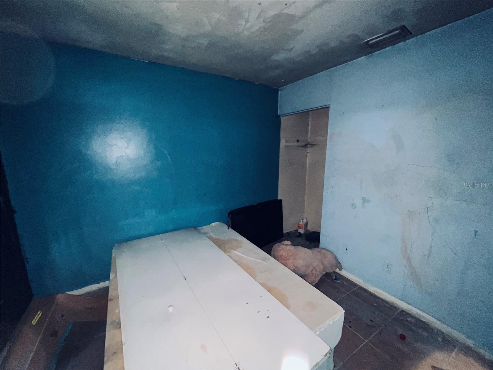 Image 29 of 39 For 2247 4th Street