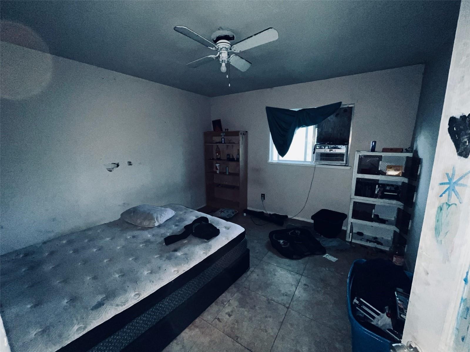 Image 30 of 39 For 2247 4th Street