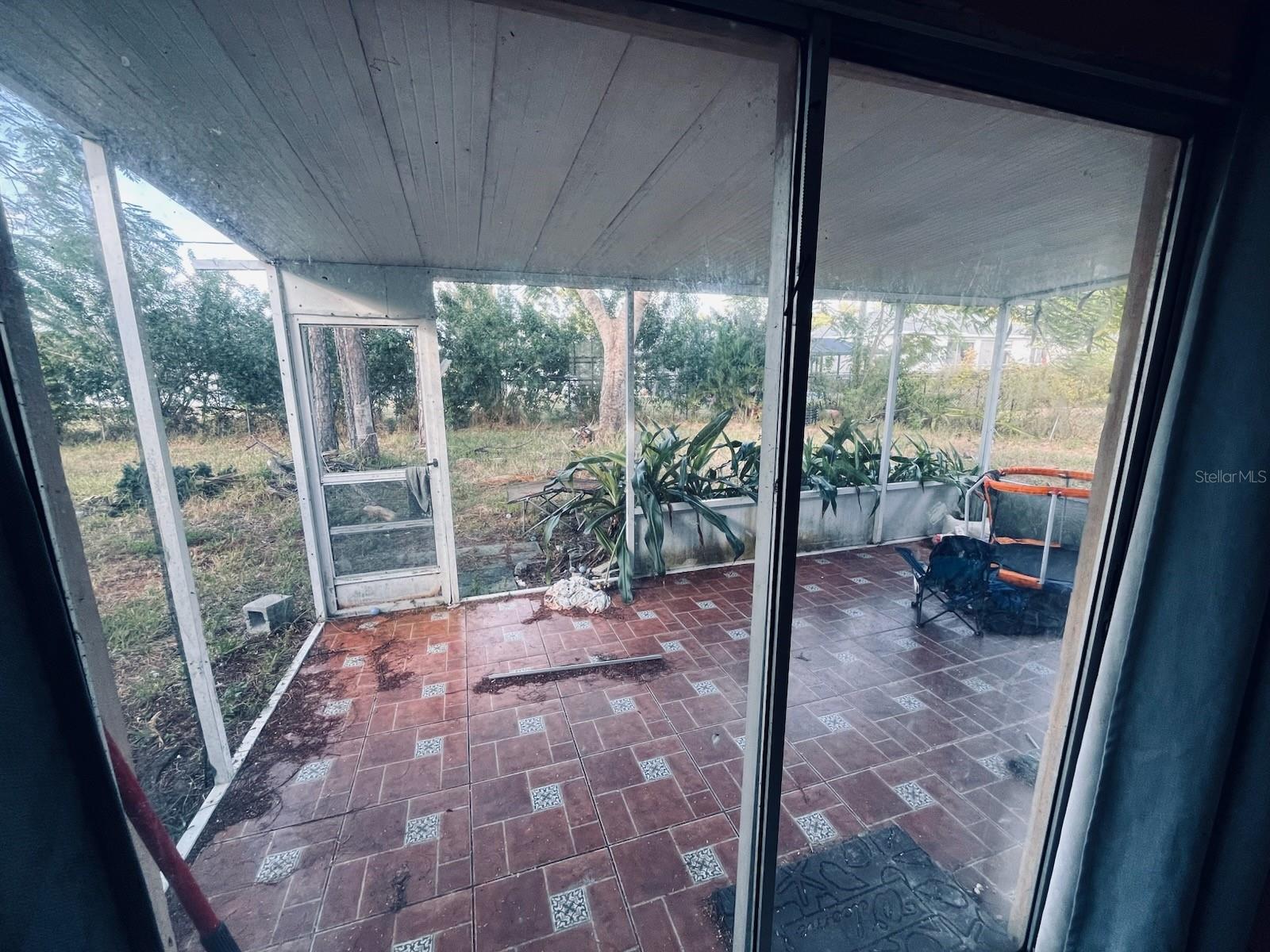 Image 31 of 39 For 2247 4th Street