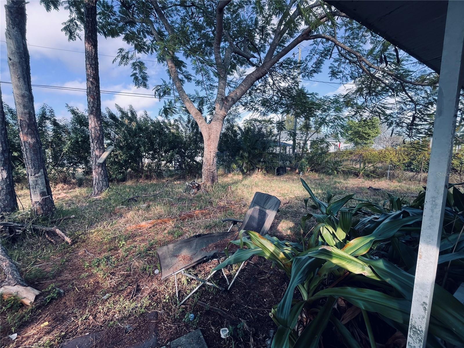 Image 32 of 39 For 2247 4th Street