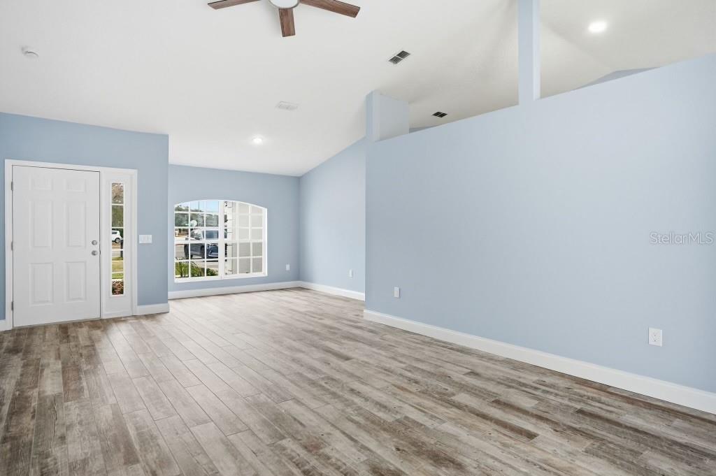 Image 2 of 38 For 9476 Spring Hill Drive