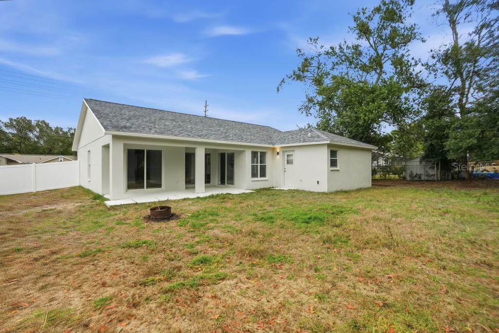 Image 30 of 38 For 9476 Spring Hill Drive