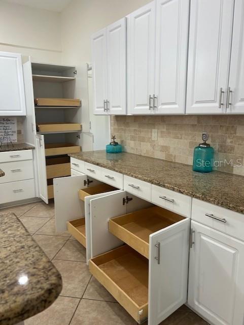 Image 14 of 67 For 2221 Platinum Drive