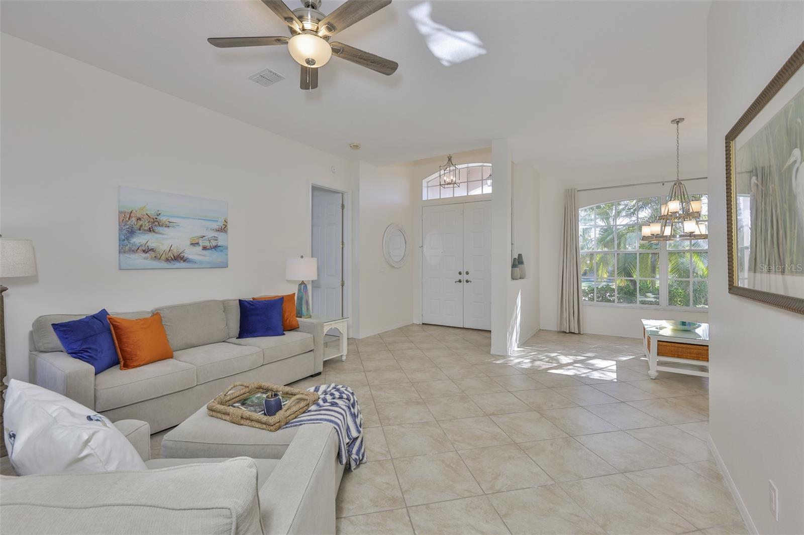 Image 9 of 67 For 2221 Platinum Drive