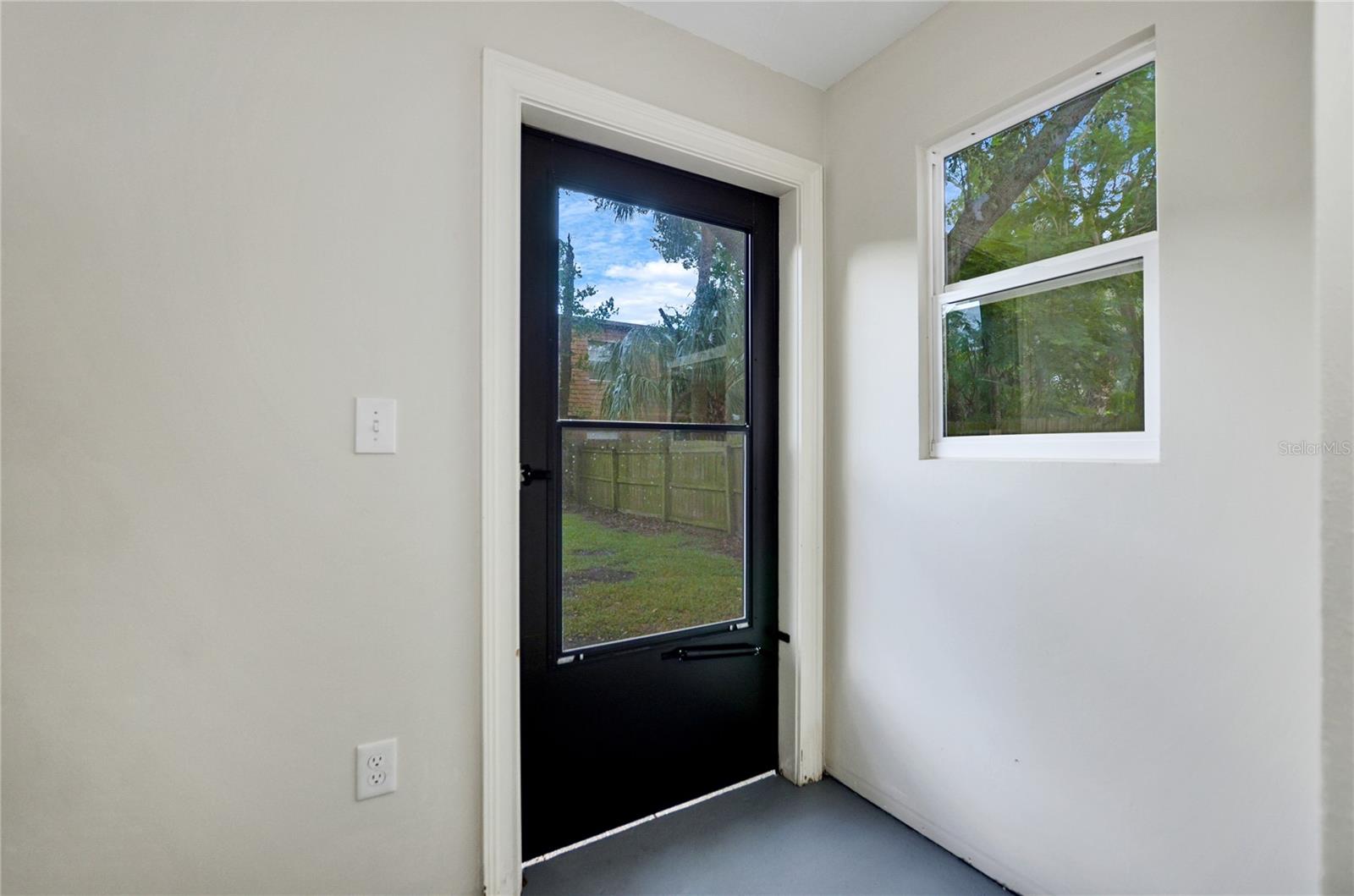 Image 18 of 31 For 1916 Habana Avenue