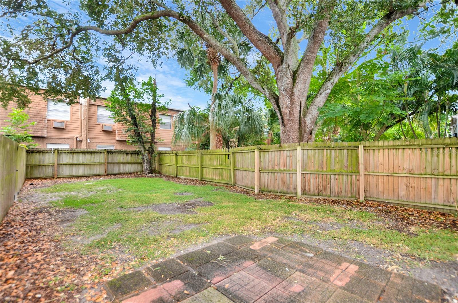 Image 21 of 31 For 1916 Habana Avenue