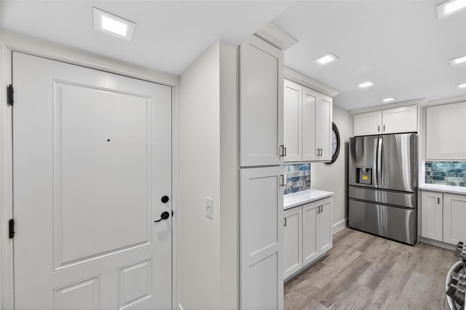 Image 2 of 45 For 19701 Gulf Boulevard 120