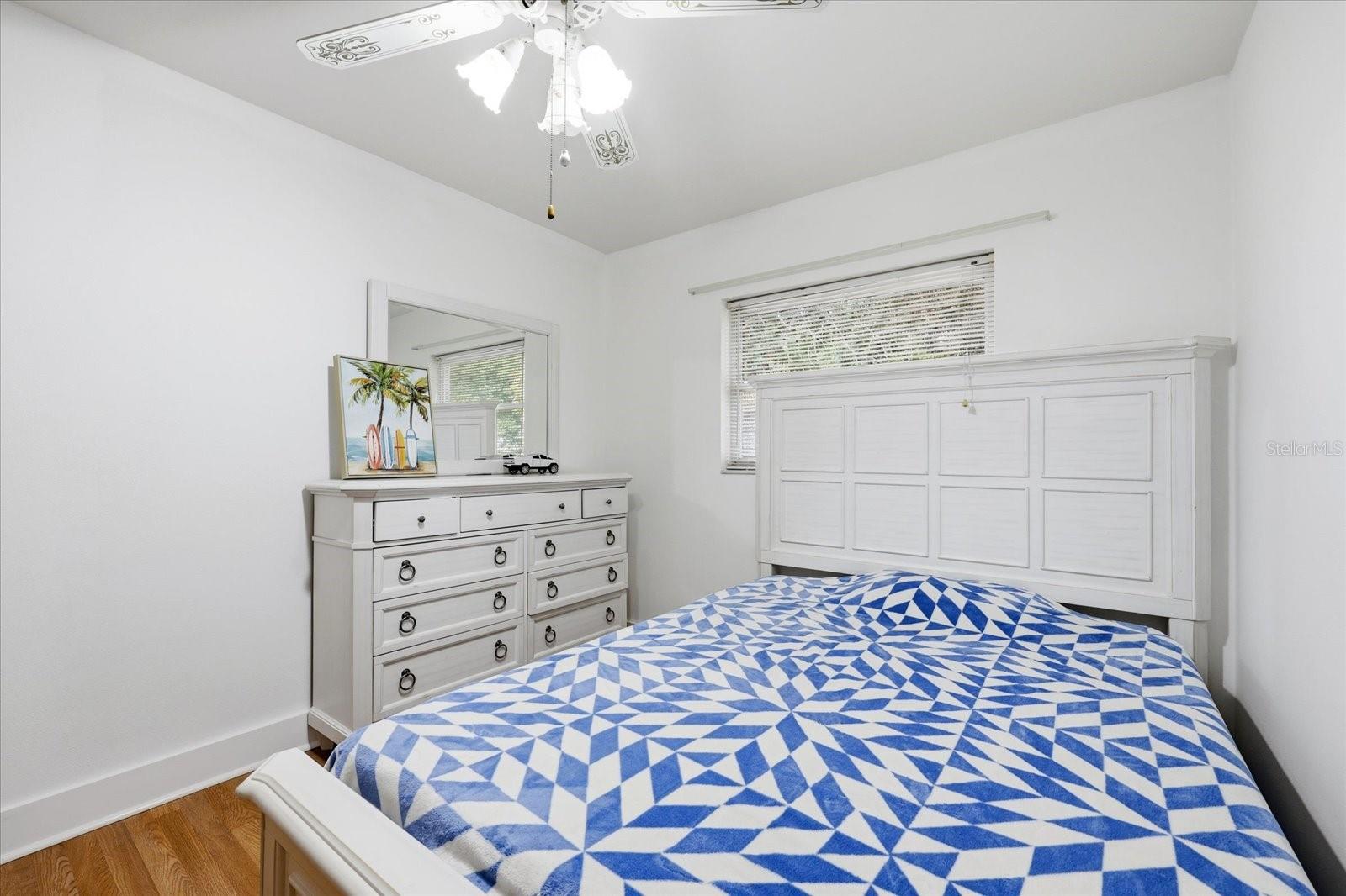 Image 15 of 38 For 207 Seneca Avenue