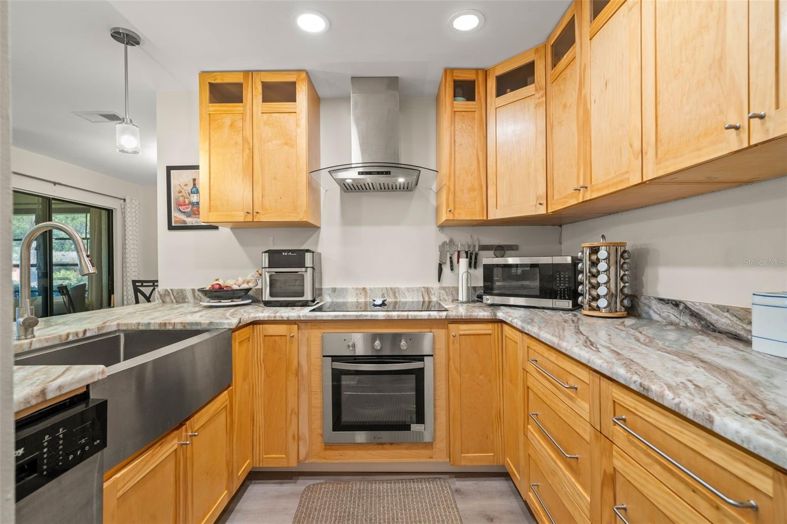 Image 11 of 40 For 2757 Countryside Boulevard 103