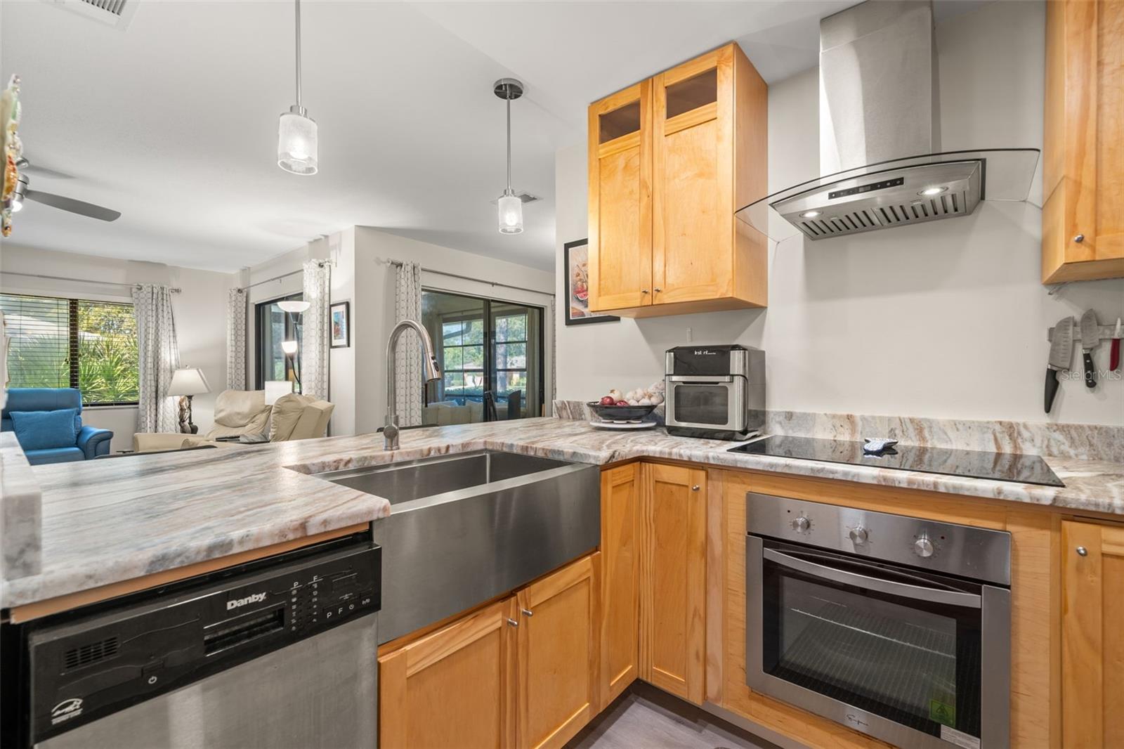 Image 12 of 40 For 2757 Countryside Boulevard 103