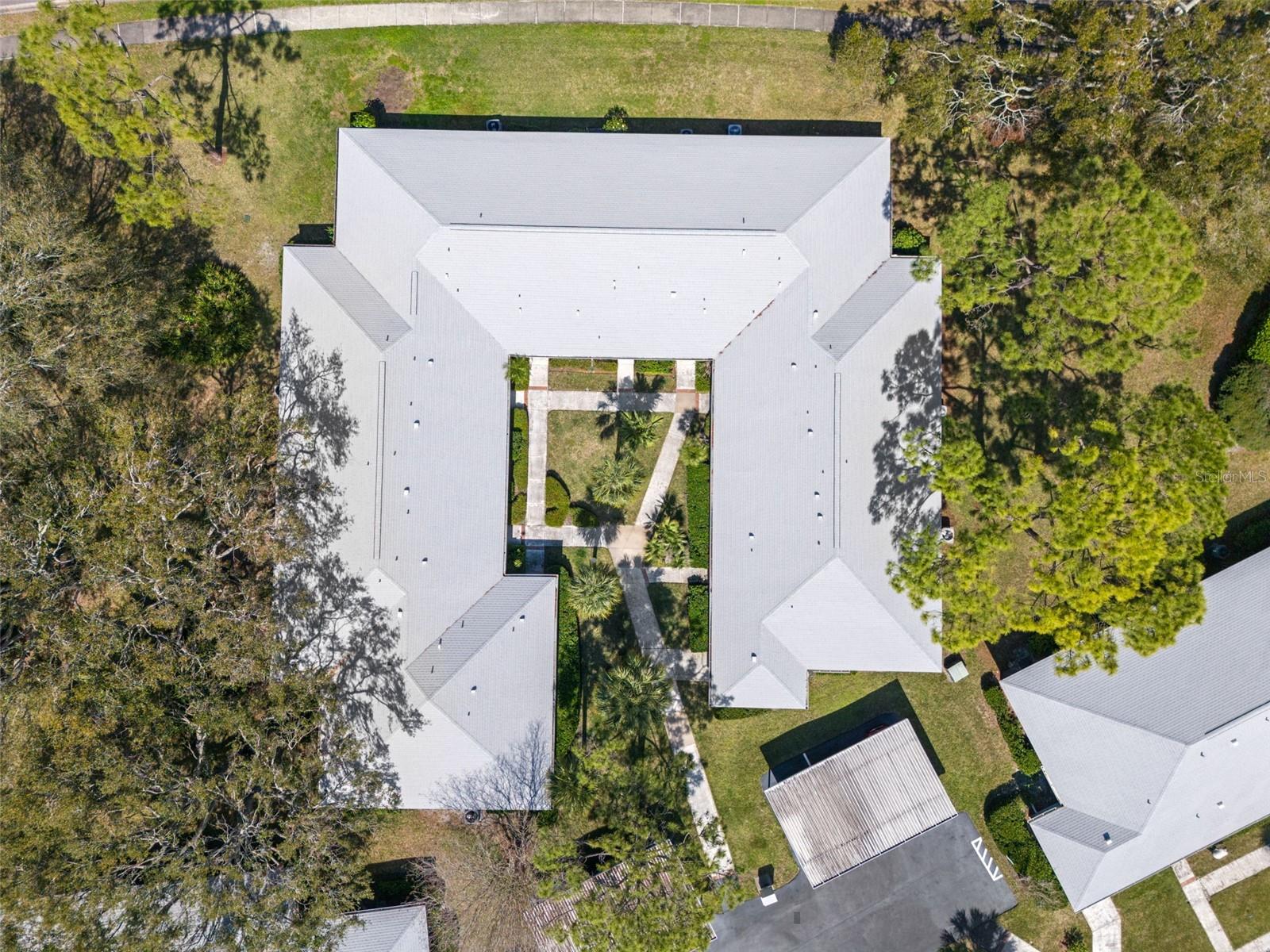 Image 28 of 40 For 2757 Countryside Boulevard 103