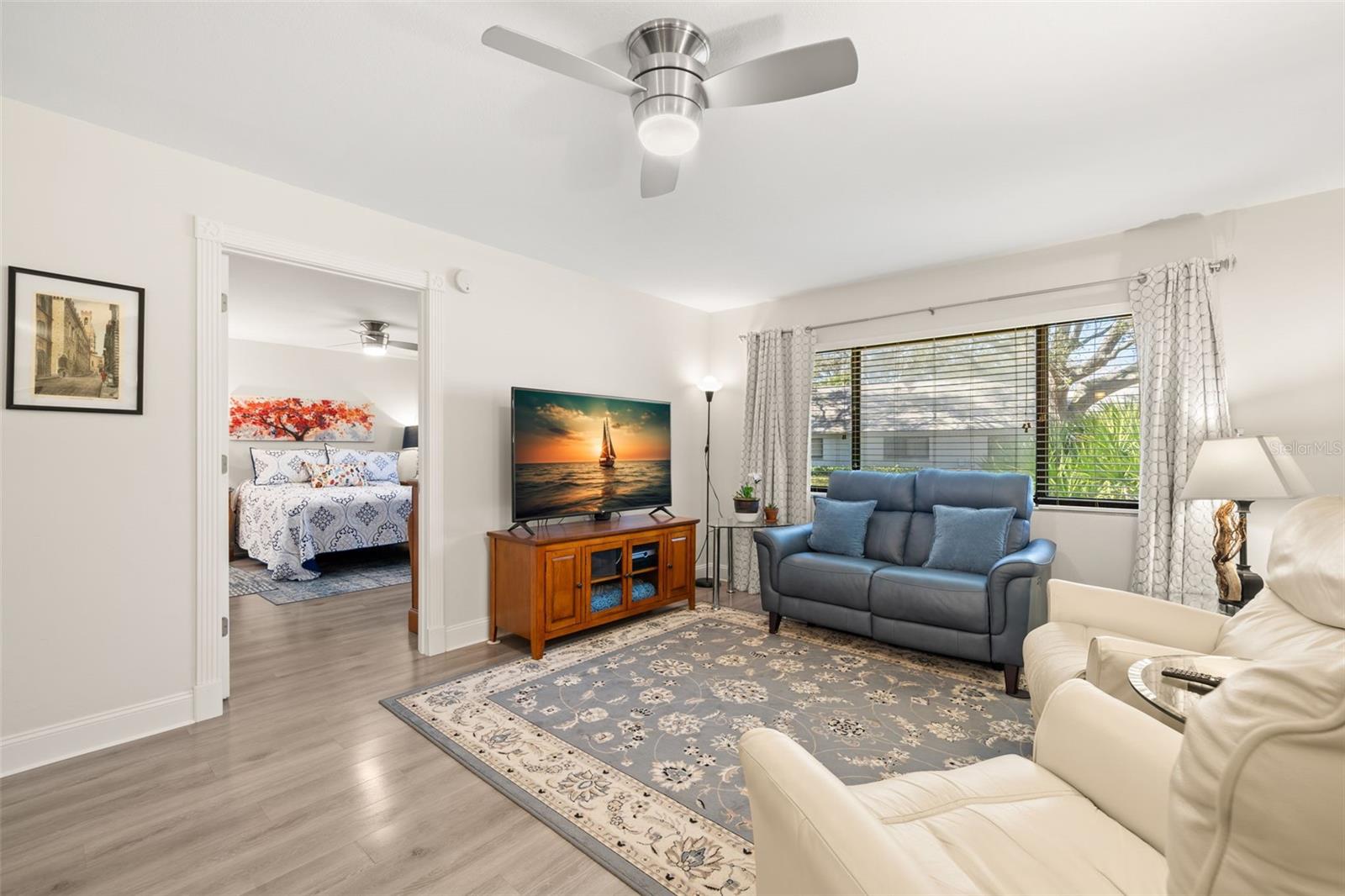 Image 5 of 40 For 2757 Countryside Boulevard 103