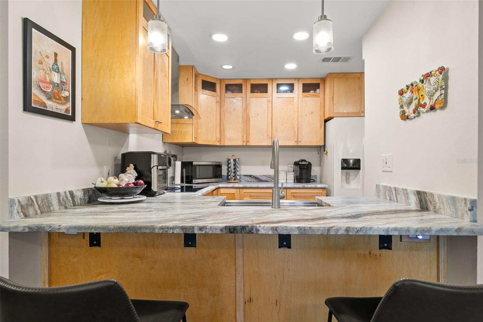 Image 9 of 40 For 2757 Countryside Boulevard 103