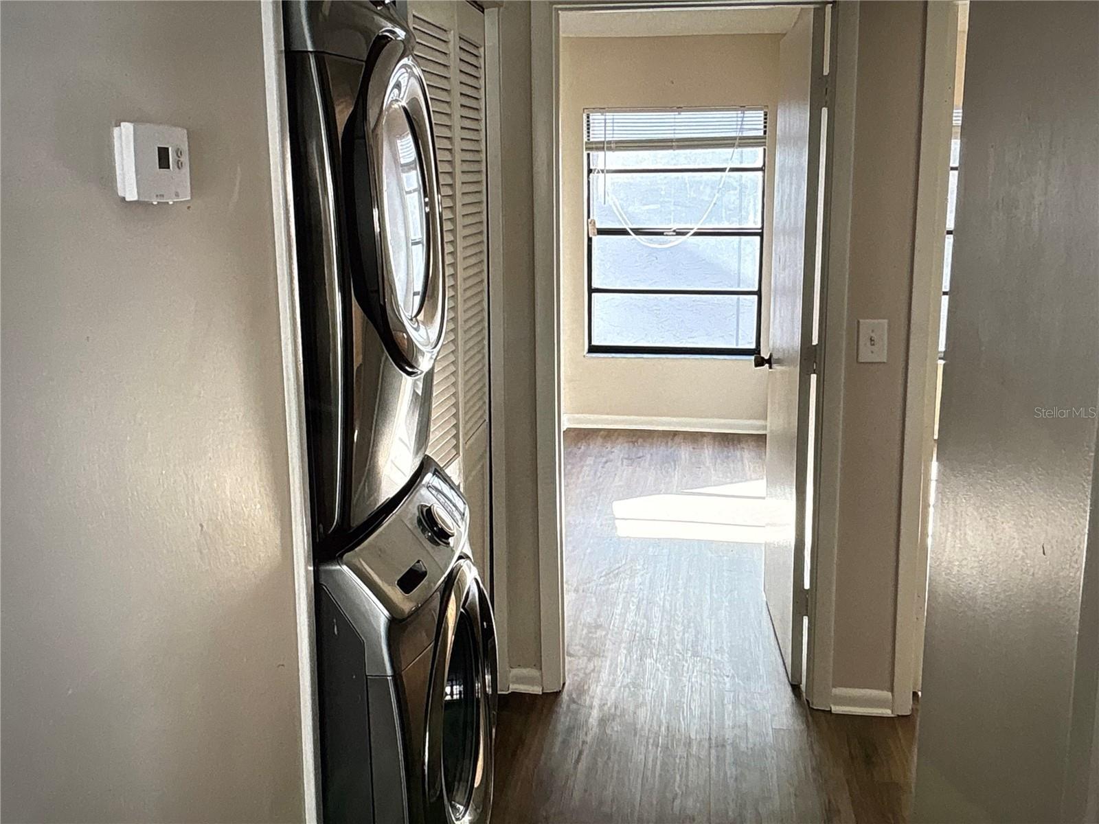 Image 9 of 17 For 4755 Puritan Circle 521