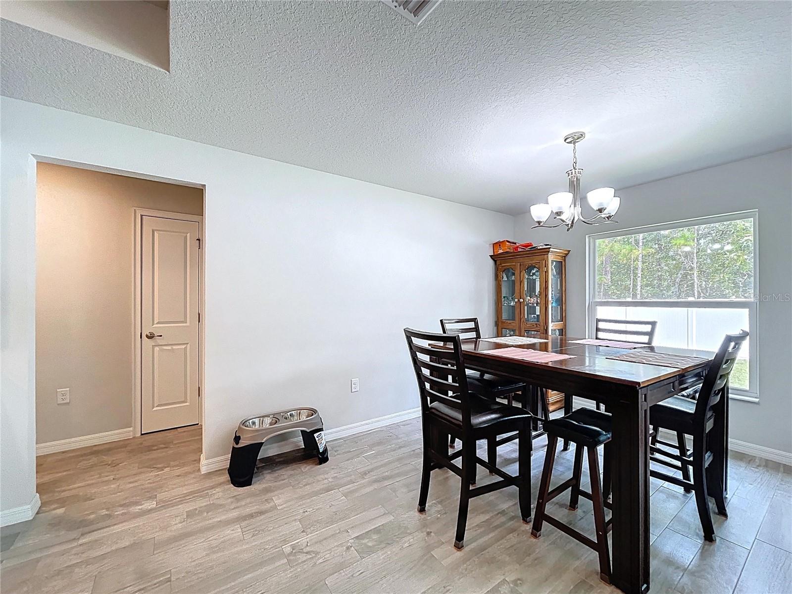 Image 10 of 30 For 13321 Potomac Avenue