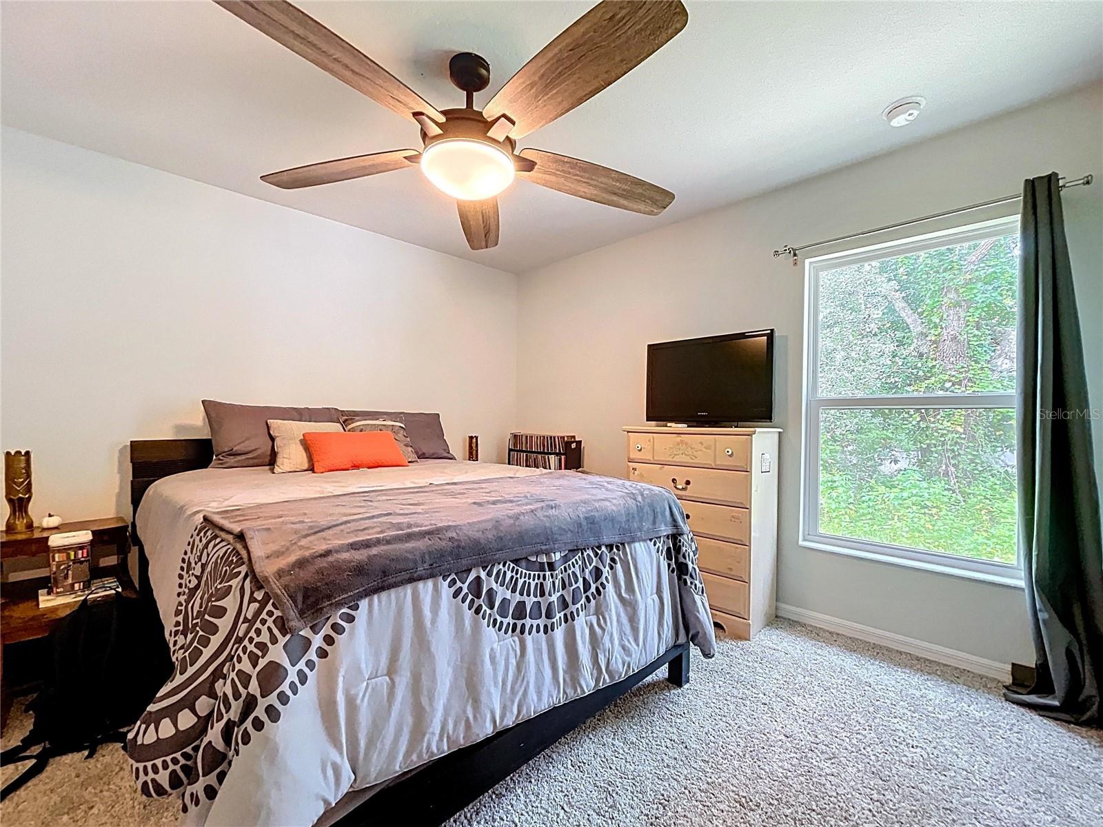 Image 17 of 30 For 13321 Potomac Avenue