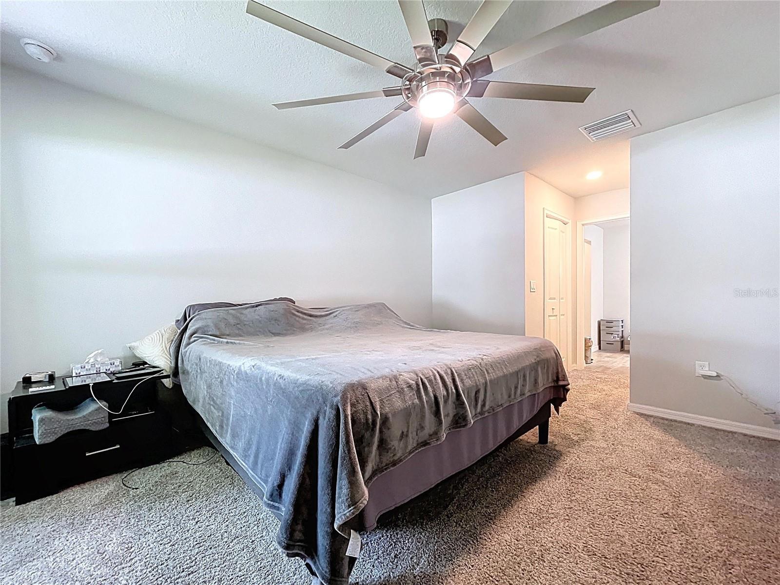 Image 23 of 30 For 13321 Potomac Avenue