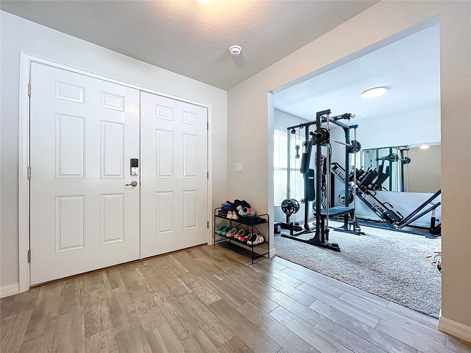 Image 3 of 30 For 13321 Potomac Avenue