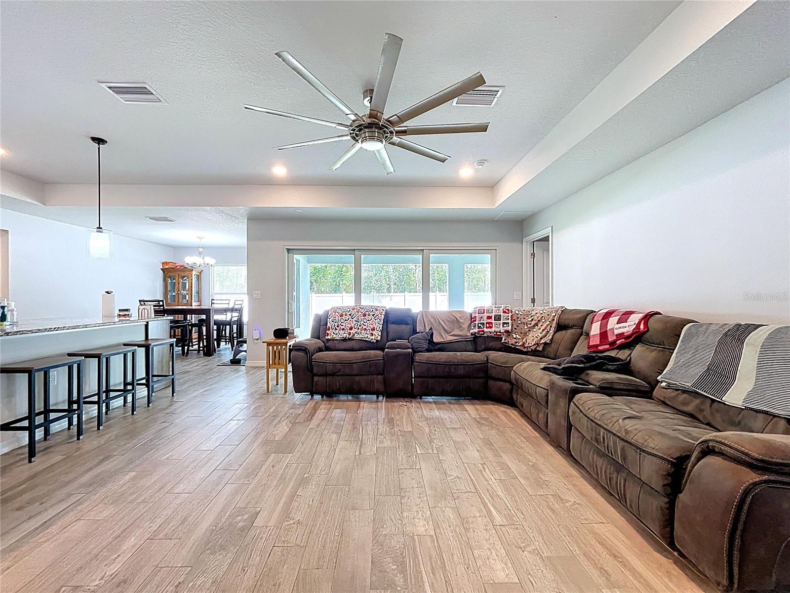 Image 8 of 30 For 13321 Potomac Avenue