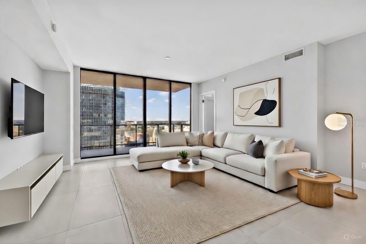 Listing photo id 0 for 275 1st Ave S  1708