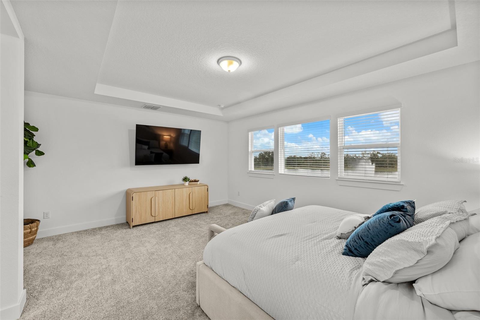 Image 26 of 66 For 6836 Depue Drive