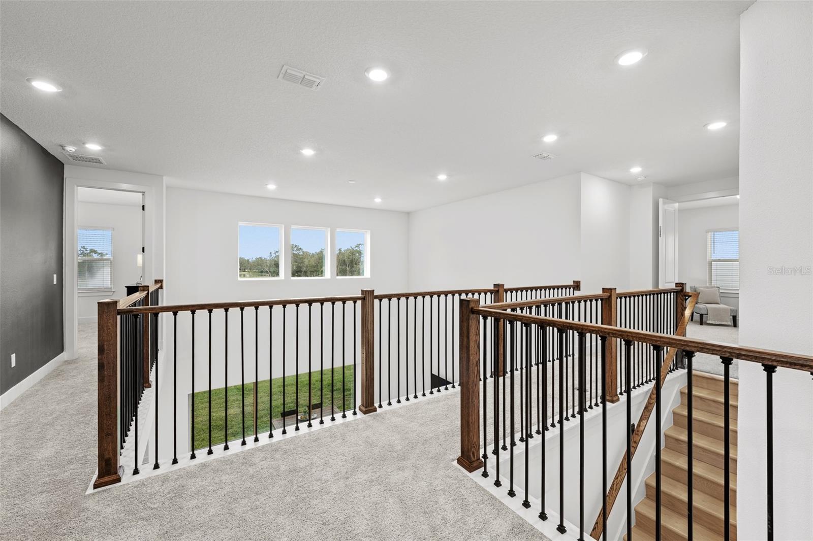 Image 33 of 66 For 6836 Depue Drive