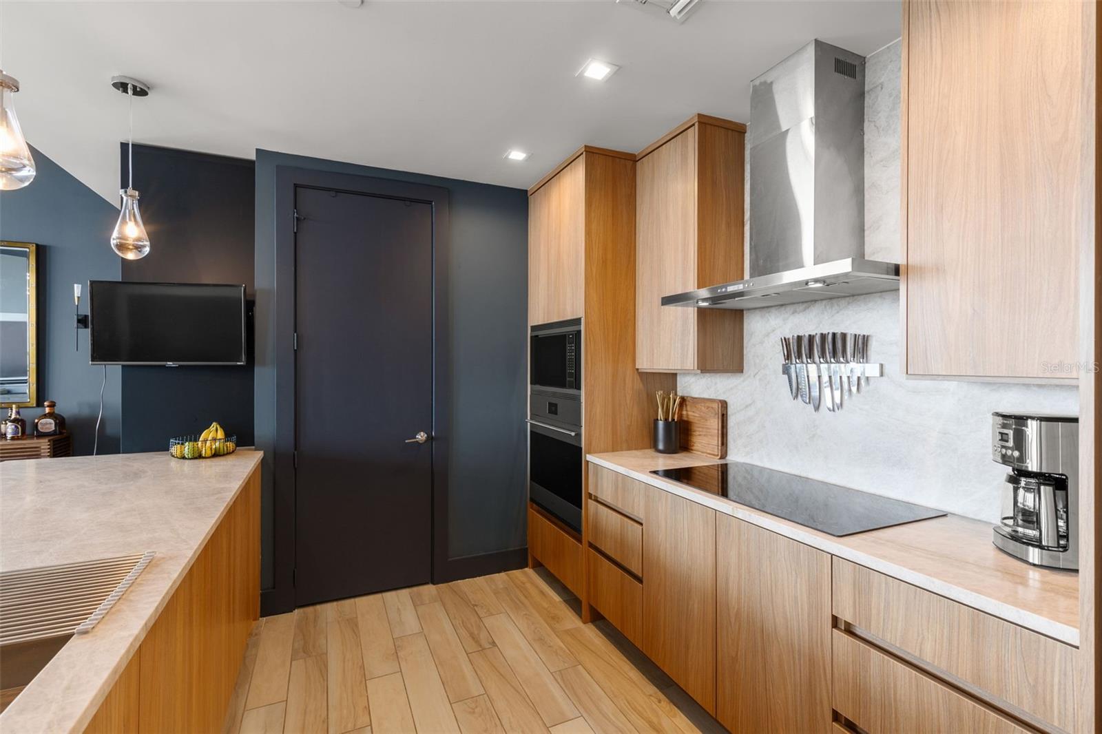 Image 10 of 59 For 5120 Marina Way 16002