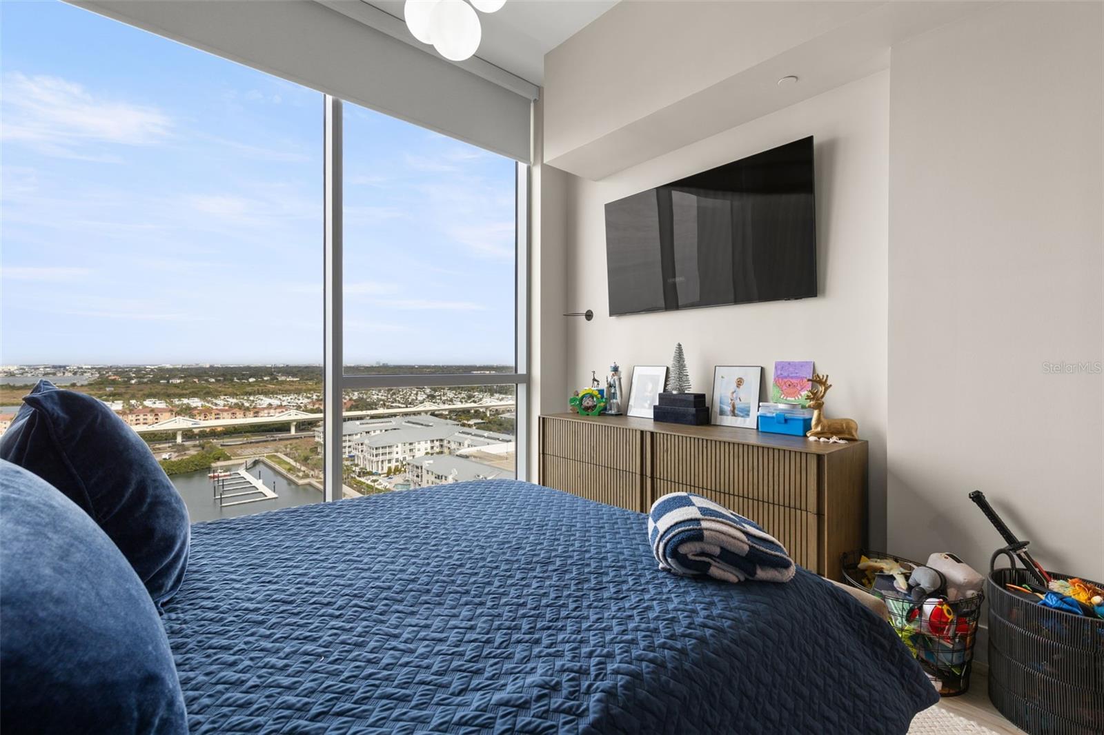 Image 32 of 59 For 5120 Marina Way 16002