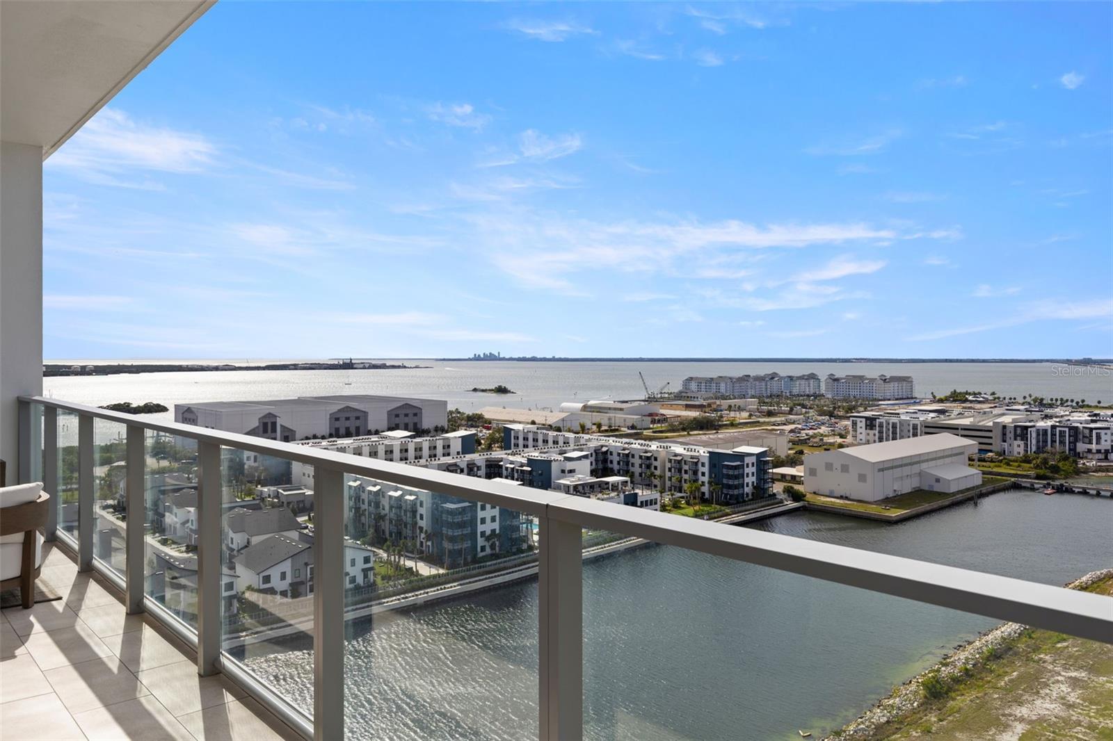 Image 41 of 59 For 5120 Marina Way 16002