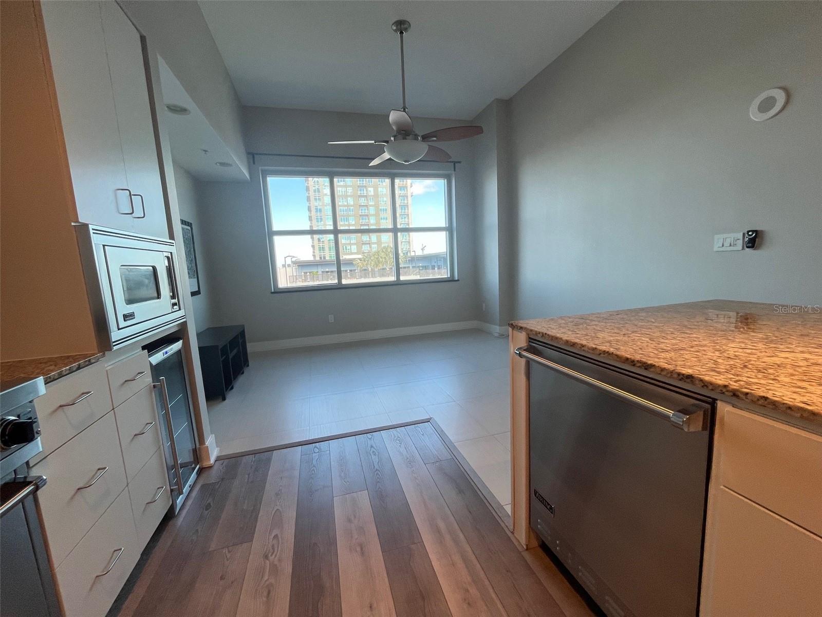 Image 15 of 33 For 1208 Kennedy Boulevard 817