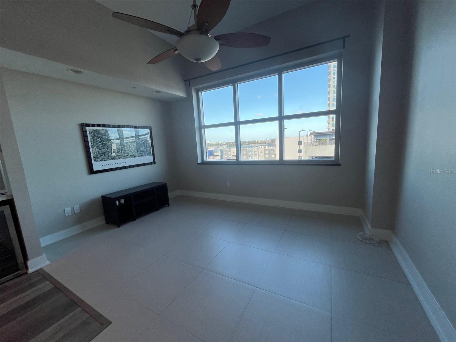 Image 20 of 33 For 1208 Kennedy Boulevard 817