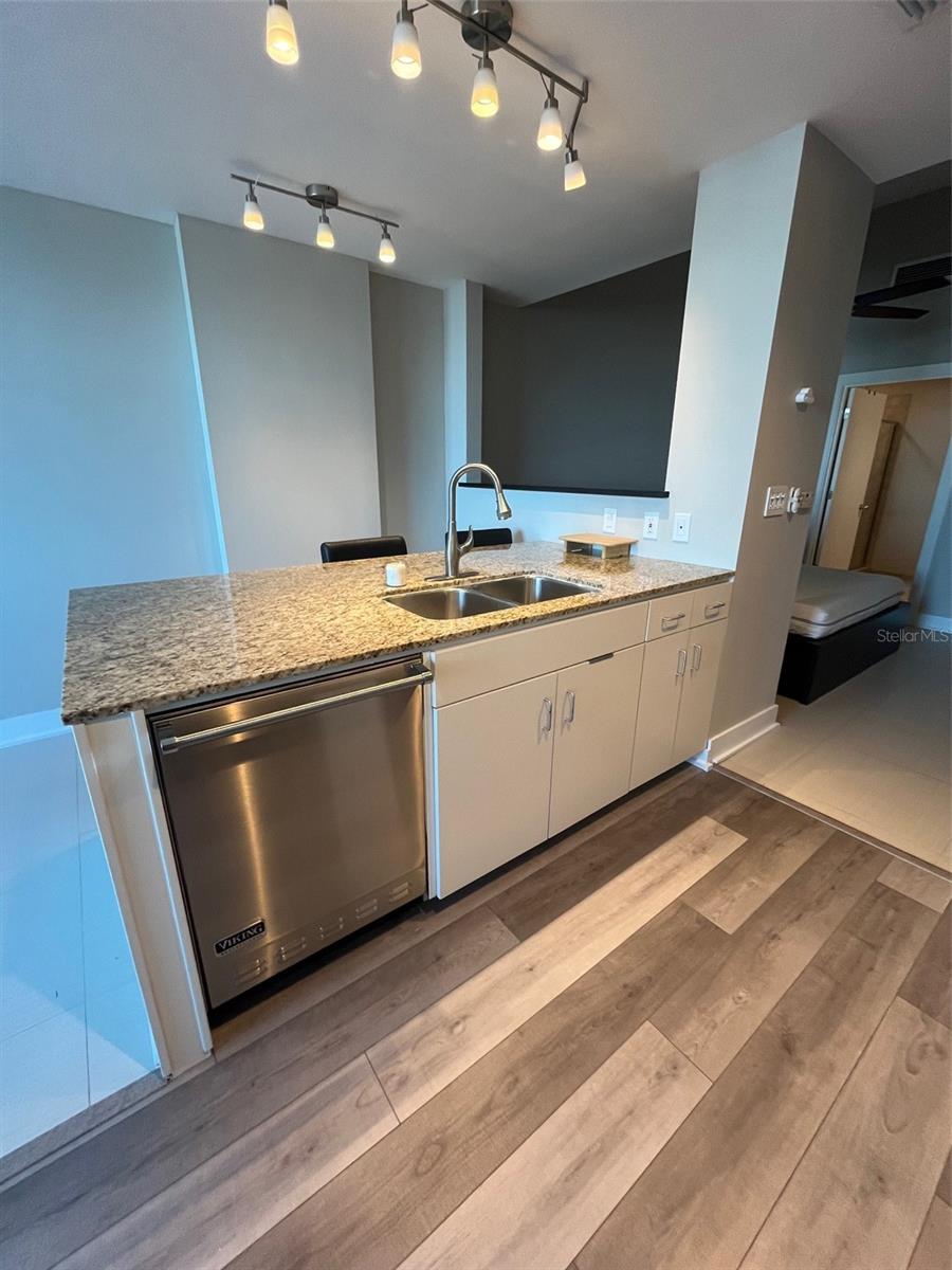 Image 25 of 33 For 1208 Kennedy Boulevard 817