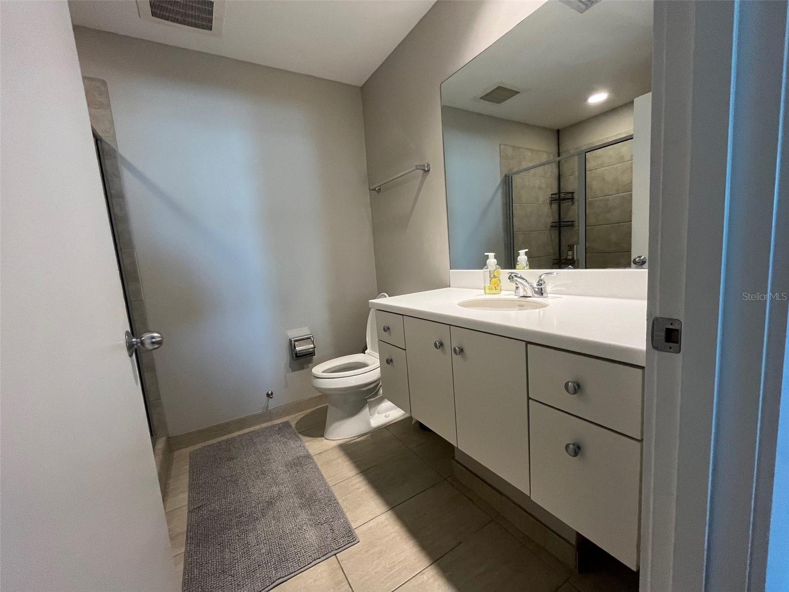 Image 7 of 33 For 1208 Kennedy Boulevard 817