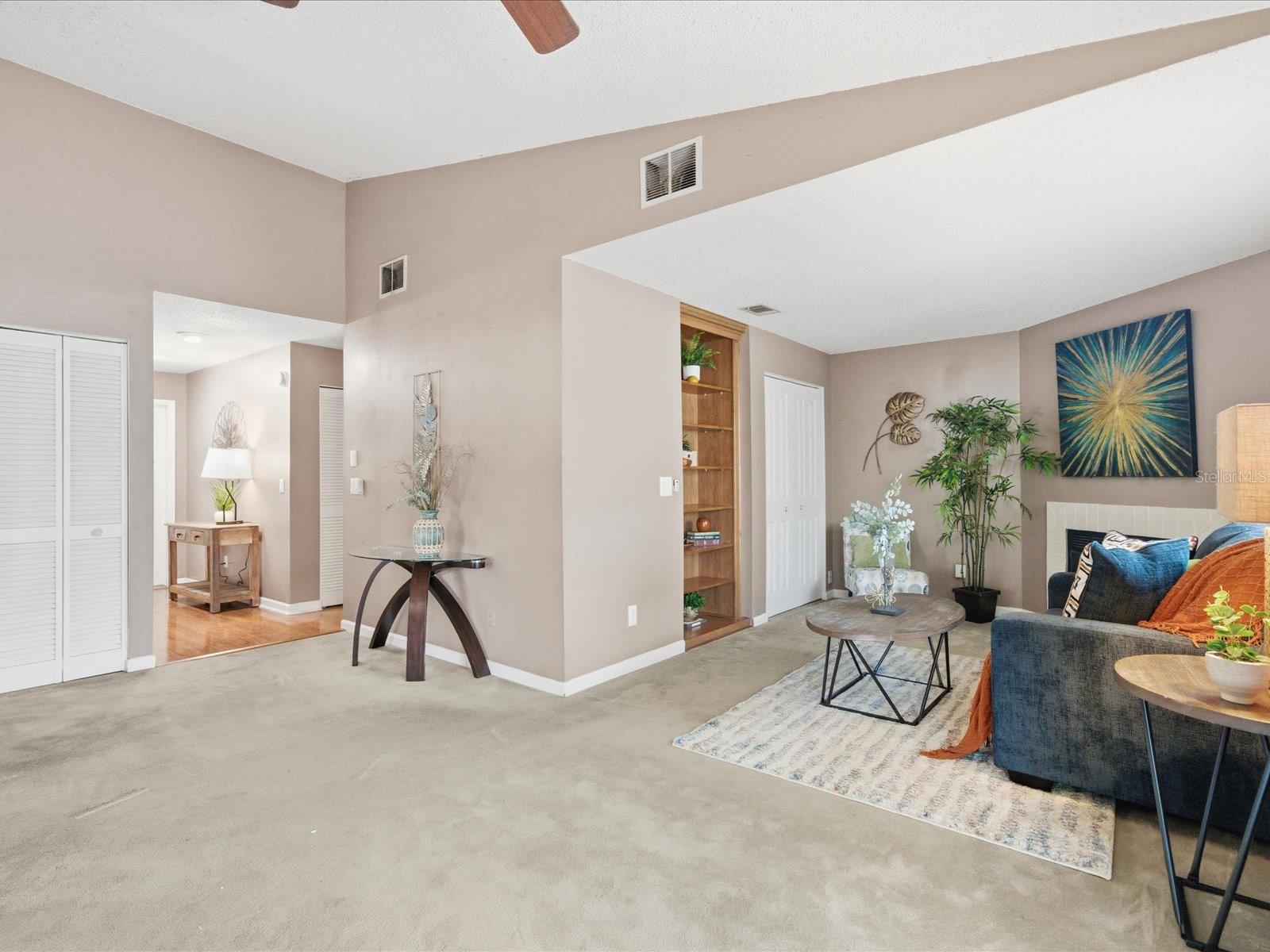 Image 12 of 50 For 11412 Midfield Way