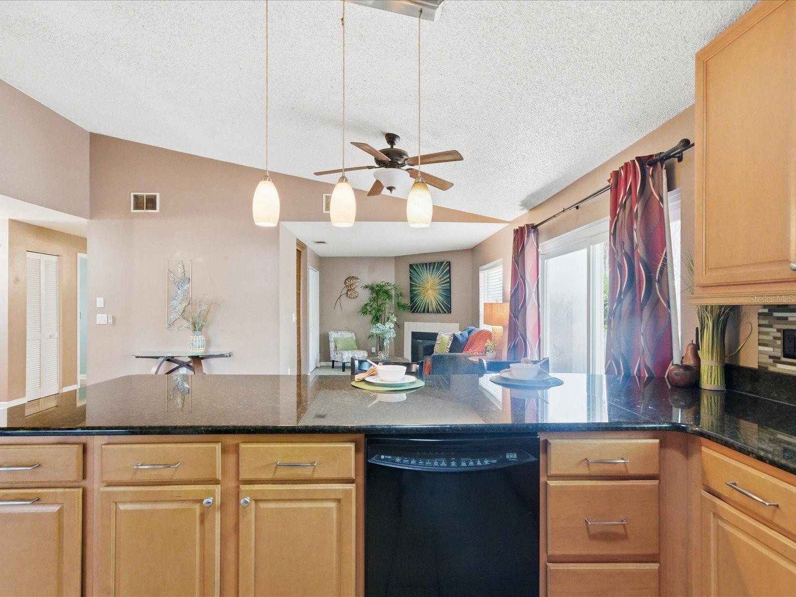 Image 19 of 50 For 11412 Midfield Way