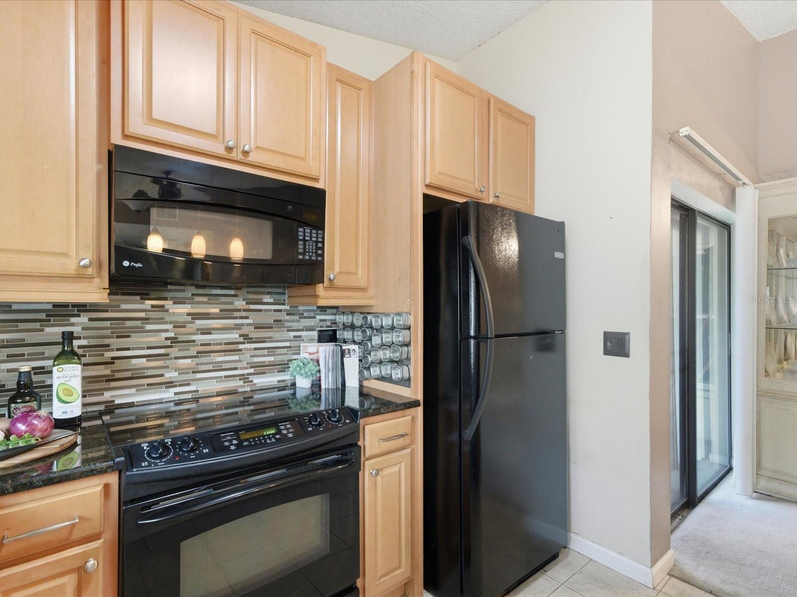 Image 21 of 50 For 11412 Midfield Way