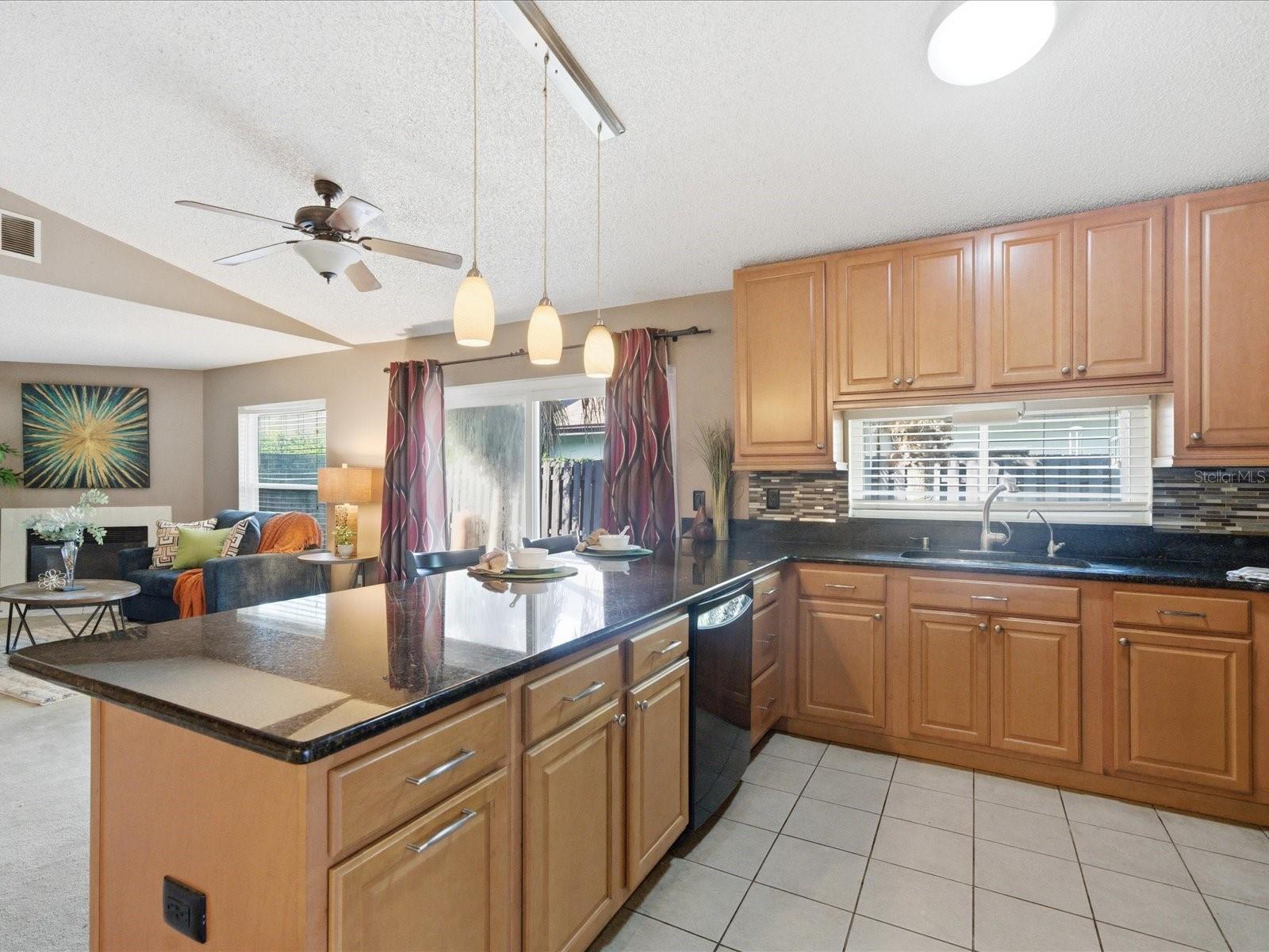 Image 22 of 50 For 11412 Midfield Way