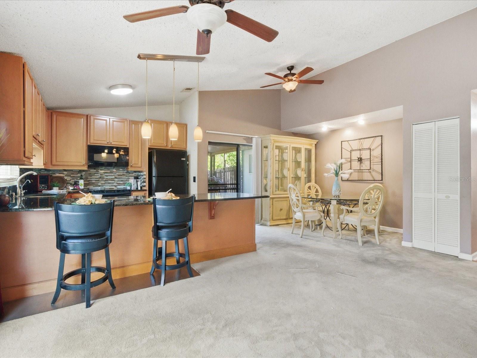 Image 23 of 50 For 11412 Midfield Way