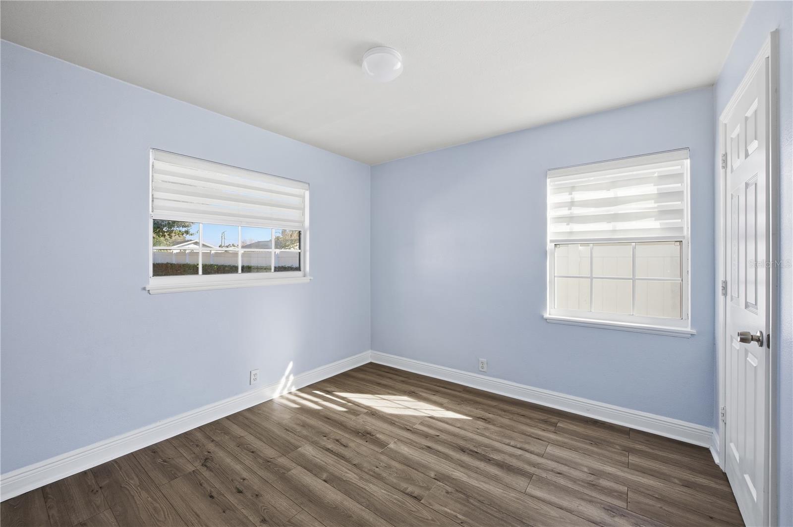 Image 14 of 28 For 551 84th Avenue N