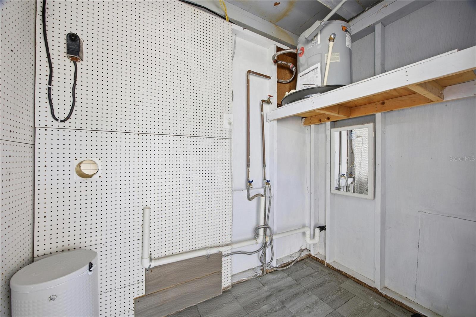 Image 21 of 28 For 551 84th Avenue N