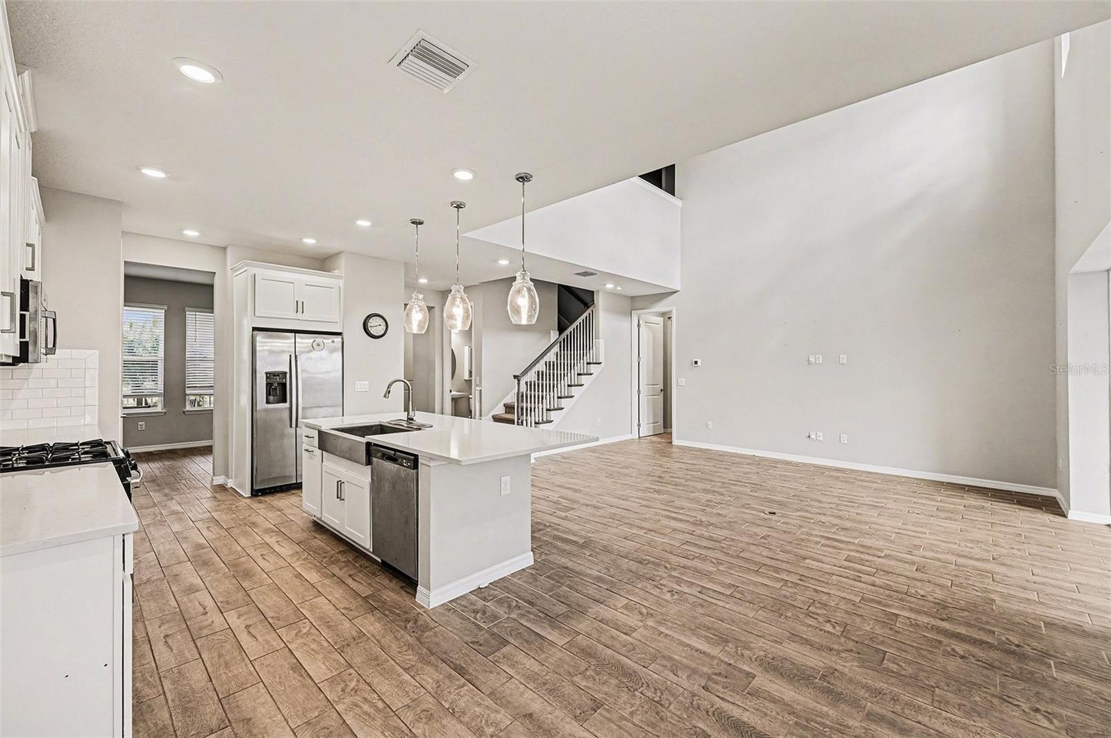 Image 6 of 23 For 5917 Oakhaven Lane