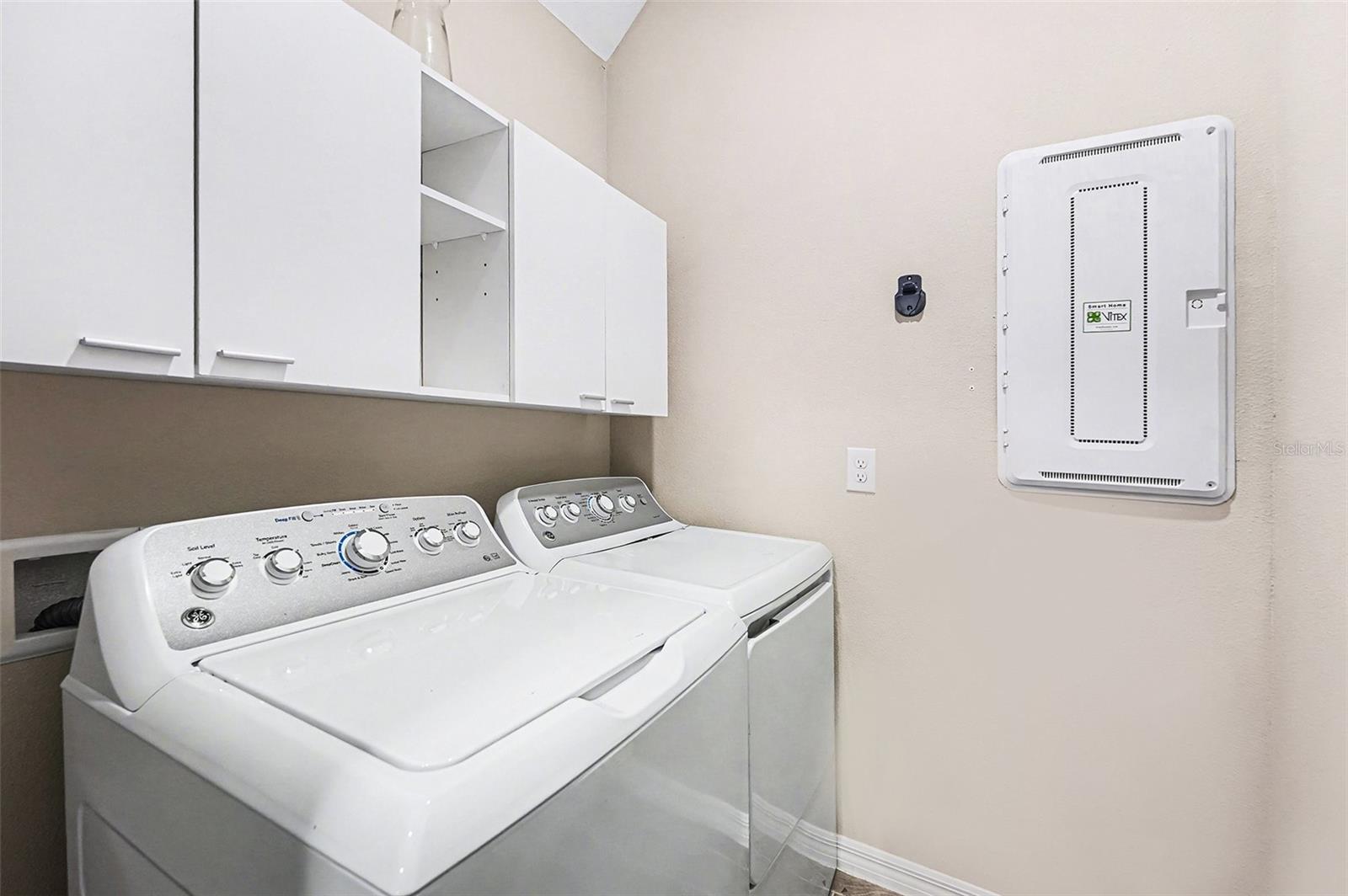 Image 9 of 23 For 5917 Oakhaven Lane