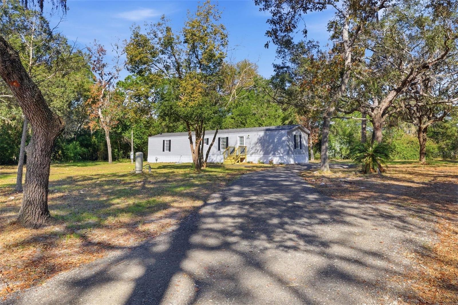 Image 5 of 27 For 14621 Dilbeck Drive